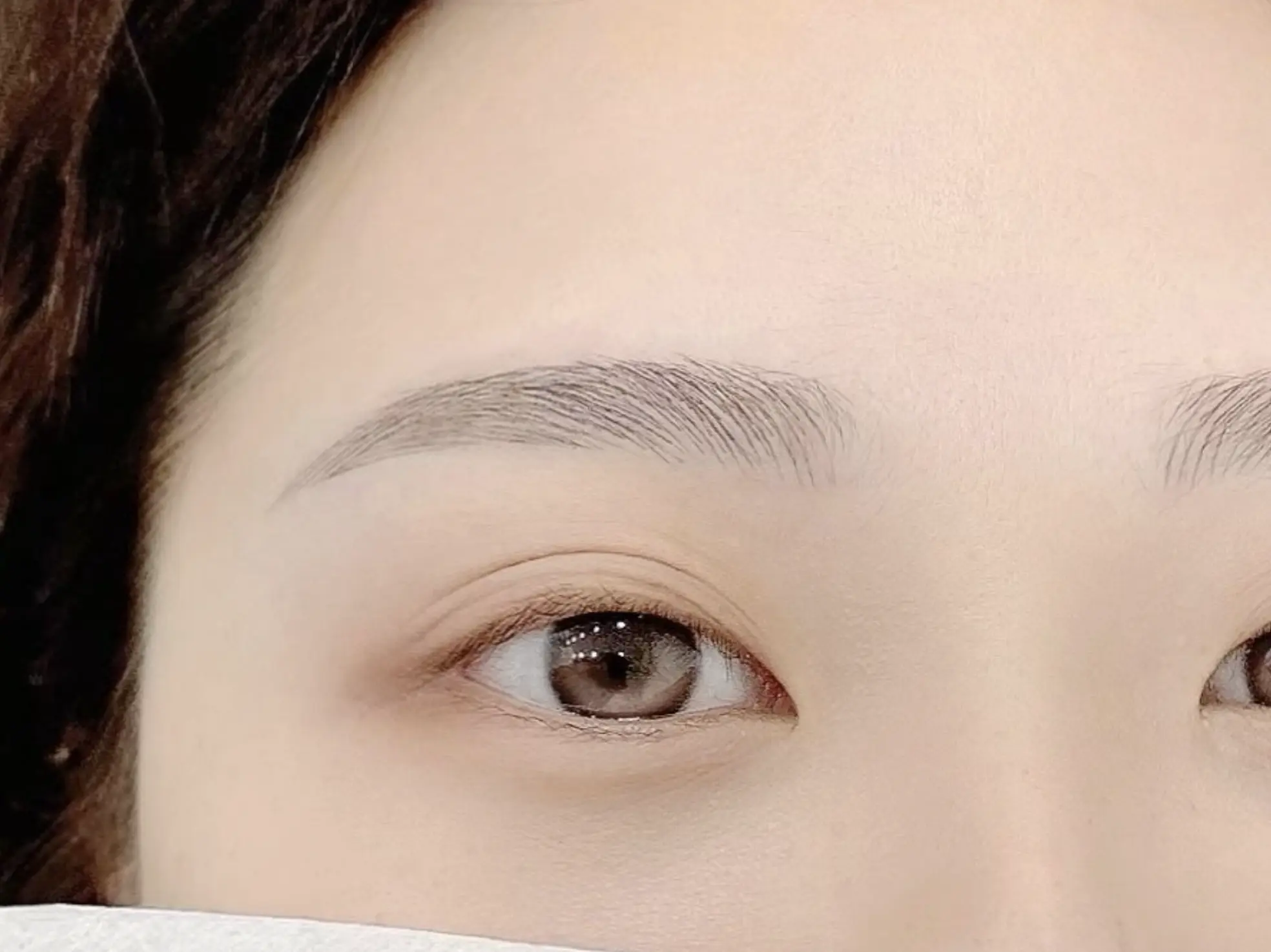 cosmetic eyebrow tattoo