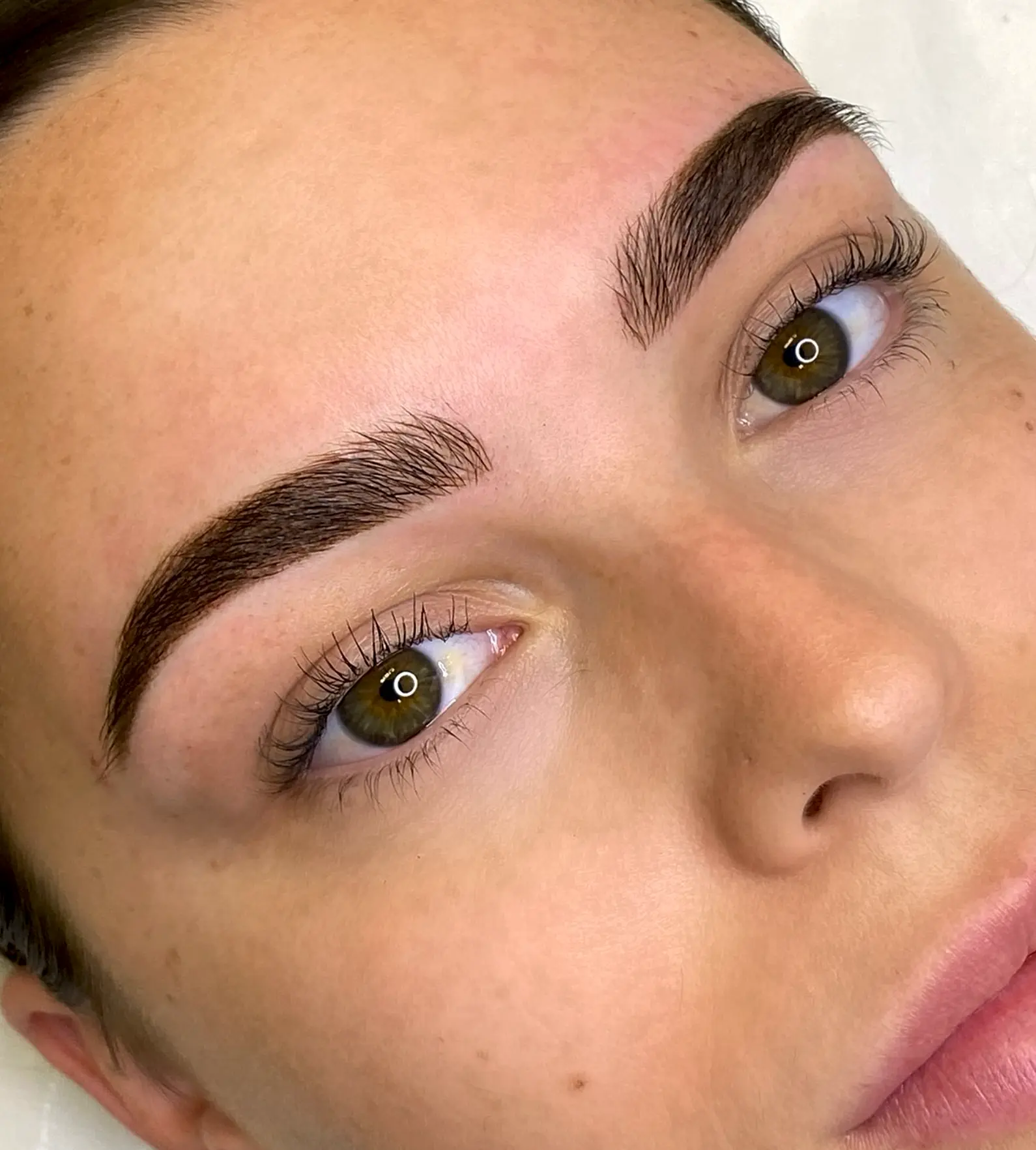 is there a downside to tattooing eyebrows